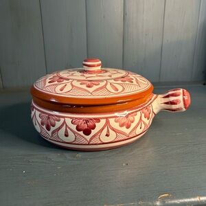 Traditional Portuguese Clay Terracotta Hand-Painted Cooking Pot with Lid, 1997